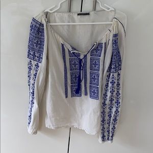 Velvet embroidered peasant top XS/S
